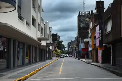 Lunes feriado: cómo será la atención de supermercados, comercio y demás servicios este 17 de agosto