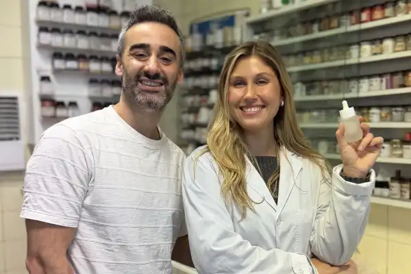 Una ingeniera química, un periodista y la idea de simplificar el mundo del skincare