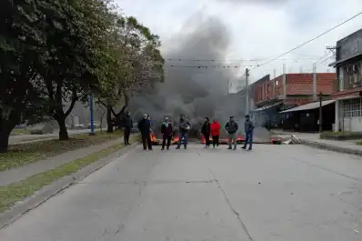 No somos libres de caminar: el desesperado reclamo de los vecinos de San Carlos ante la ola de robos