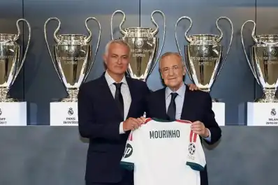 José Mourinho regresó al Real Madrid y lanzó una frase contundente: “Vuelvo a casa”