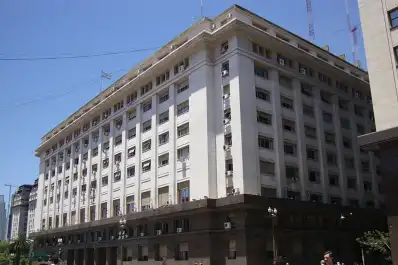 El gobierno de Milei informó un superávit financiero de $244.897 millones en julio
