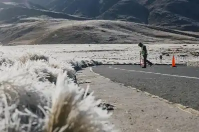 Interrumpen el tránsito entre Tafí del Valle y Amaicha por la presencia de hielo en la ruta 307