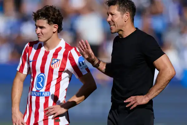 Diego Simeone fue tajante sobre la posible salida de Julián Álvarez de Atlético de Madrid