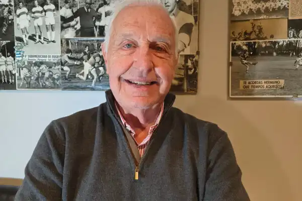 Se cambiaba entre cañaverales, trabajaba en un ingenio y fue el primer Puma tucumano: la historia de Julio Bach