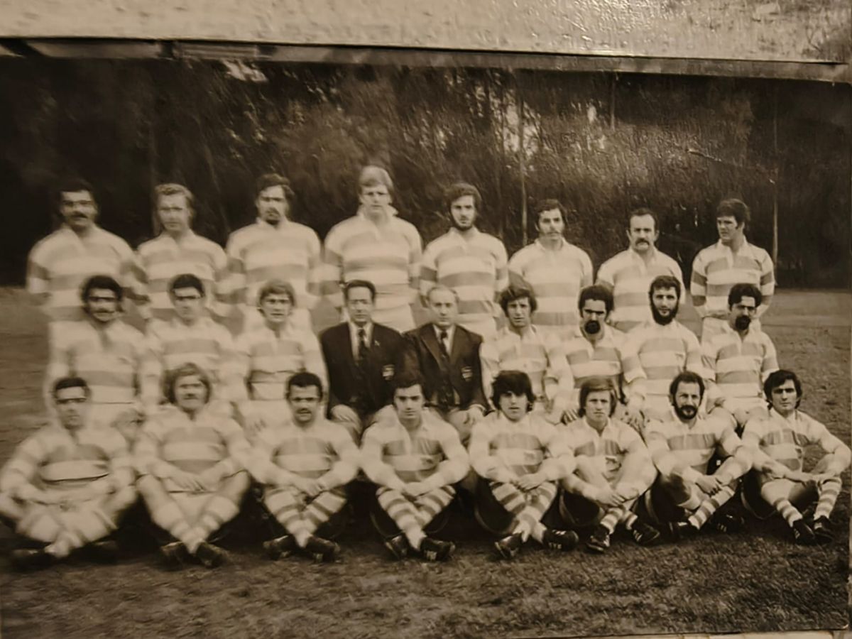 CON LOS PUMAS. Bach junto al seleccionado argentino durante 1975, el año en que se convirtió en el primer tucumano en llegar al equipo nacional.