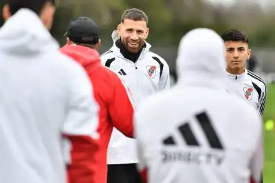 Hora, TV y formaciones: el rompecabezas de River para abrir la llave ante Independiente Santa Fe