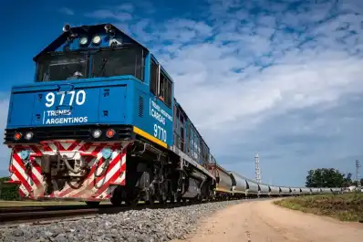 El Gobierno firmó el llamado a licitación por 50 años del Belgrano Cargas