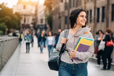 Italia ofrece becas para hacer pasantías y pagar 1.500 euros por mes