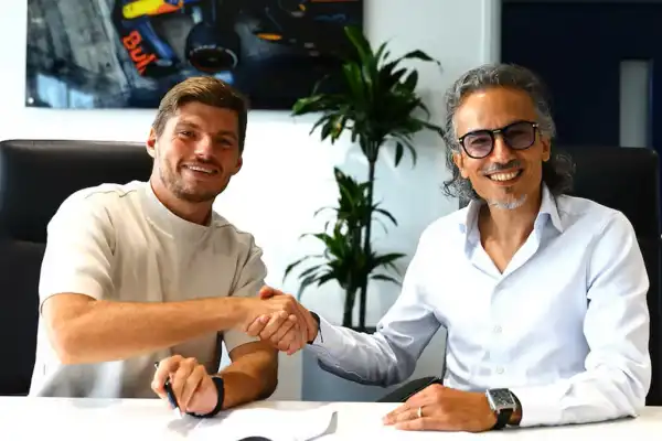Fórmula 1: Max Verstappen disipó todas las dudas y renovó con Red Bull hasta 2030