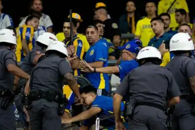 Graves incidentes en Brasil tras la eliminación de Rosario Central: represión policial y nueve detenidos