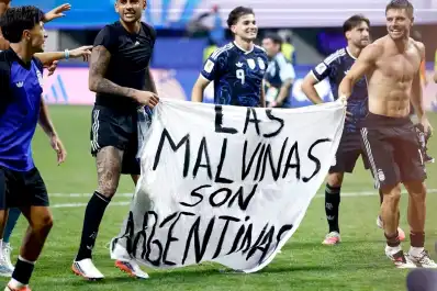 Cuánto deberá pagar la AFA por la bandera de Malvinas en el Mundial 2026
