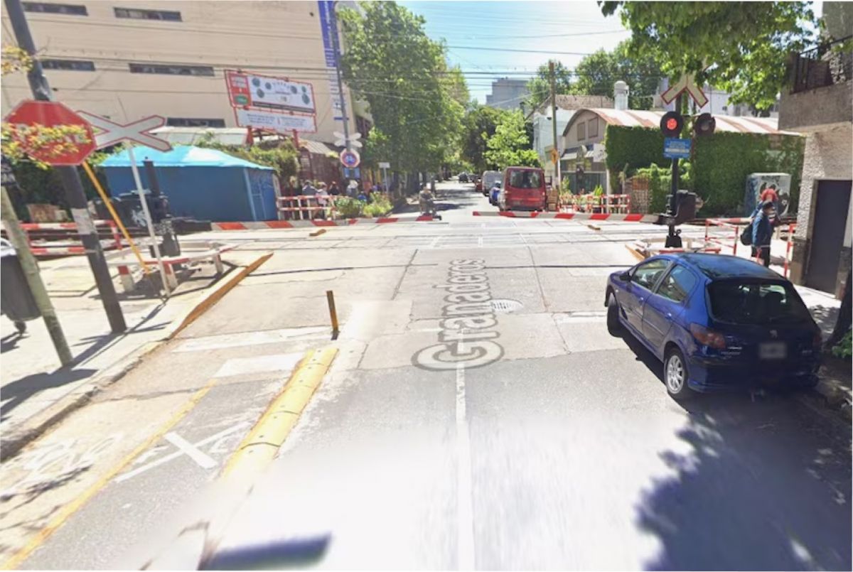 El accidente ocurrió en el cruce de la calle Granaderos