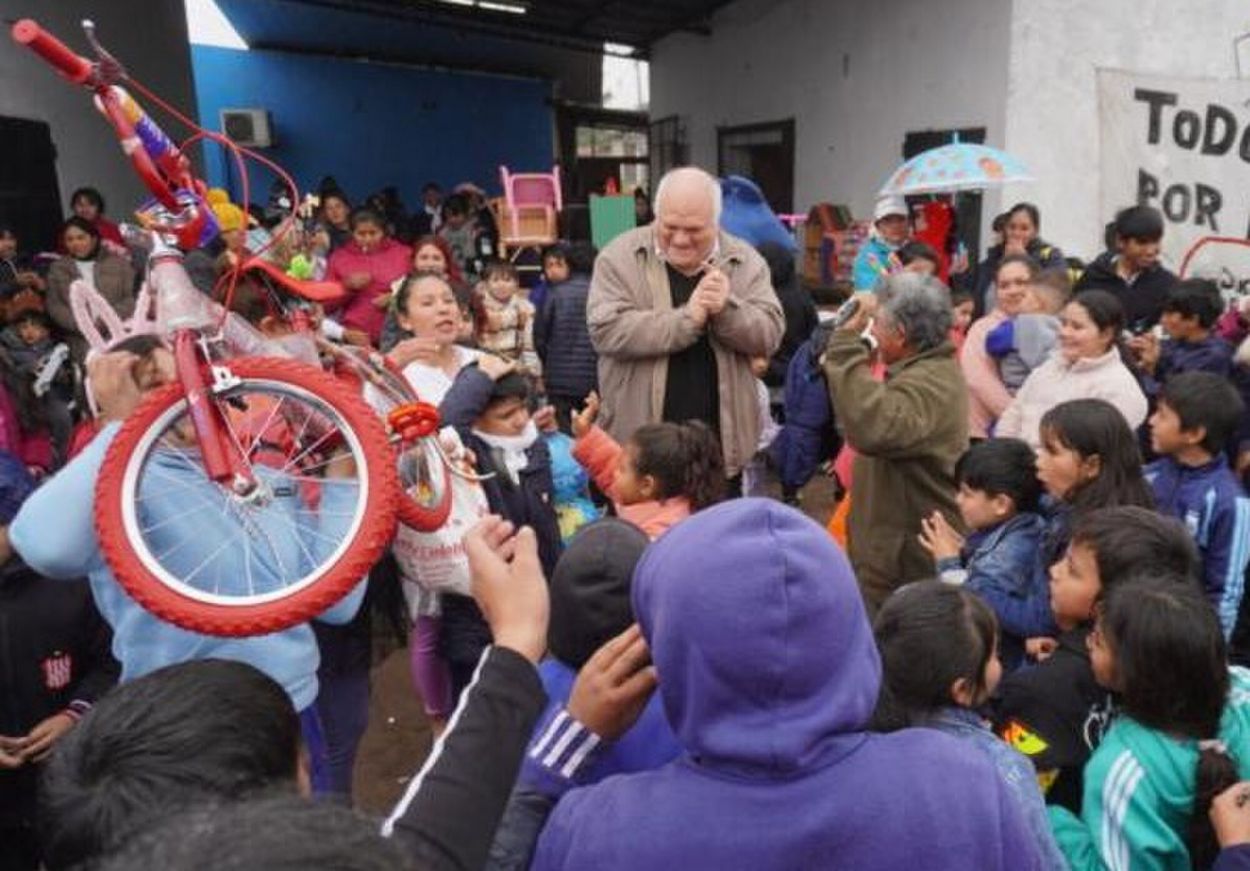 Dimes y diretes de la política tucumana