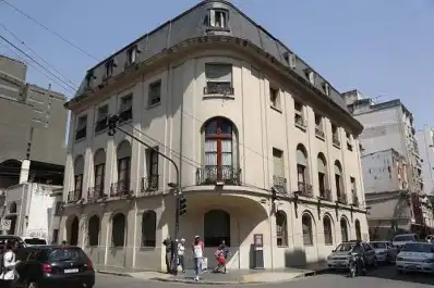 La esquina que perdió dos casas y una parte de su historia