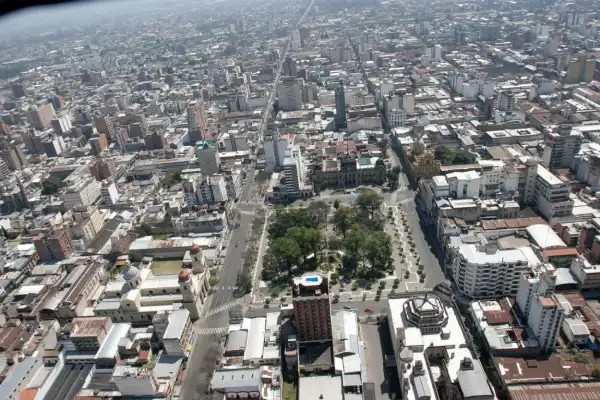 Hay 822 casas vacías solo en el área central de la capital tucumana