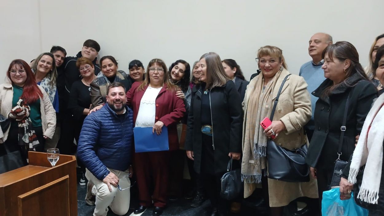 BIEN ACOMPAÑADA. Clara  recibió un fuerte apoyo de su entorno.