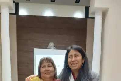 Se recibió de abogada a los 64 y creó un proyecto para proteger a los varitas agredidos