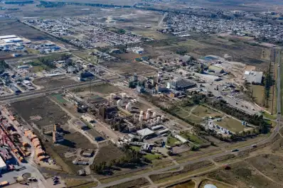La industria petroquímica muestra su recuperación: reduce importaciones un 30%