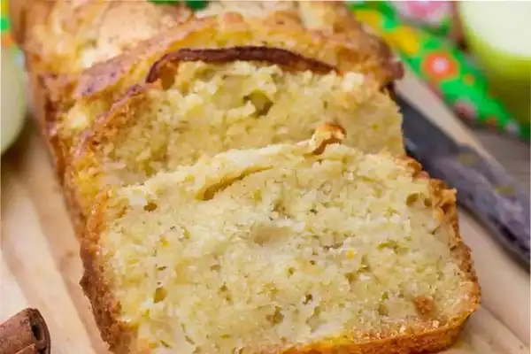 Budín de avena y manzana saludable: cómo preparar la versión esponjosa, sin azúcar y baja en grasa