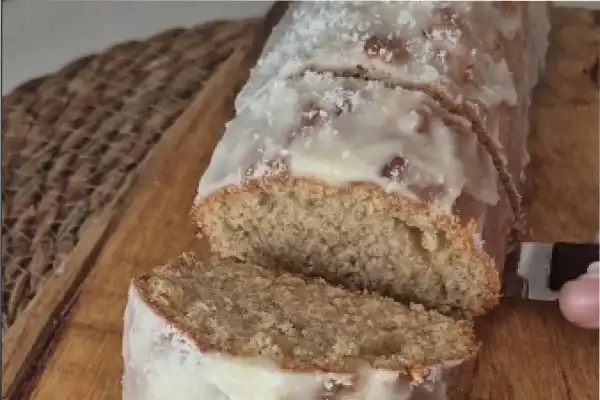 Budín integral de naranja esponjoso: la receta fácil sin azúcar y baja en grasa