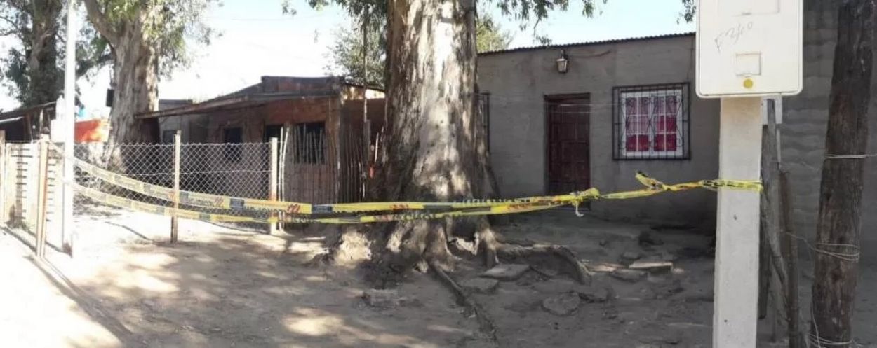 EN LOS RALOS. La agente Mariela Medina mató a su hijo de cinco años.