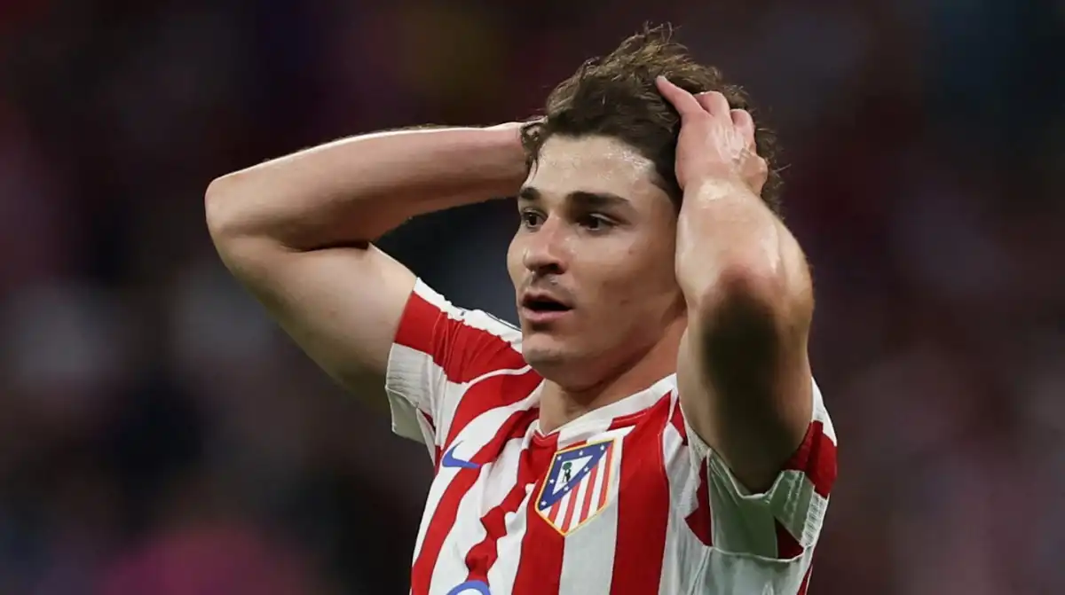 Atlético de Madrid le puso un freno a Barcelona por Julián Álvarez: el mensaje que recibió el delantero