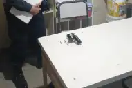 Alderetes: una adolescente de 12 años llevó un revólver cargado con seis balas a la escuela y dijo que la habían amenazado