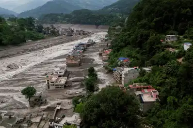 Riada en Nepal: qué causó la devastadora inundación que arrasó pueblos enteros
