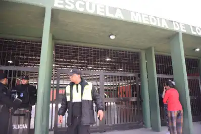 Alderetes: una adolescente de 15 años llevó un revólver cargado con seis balas a la escuela y dijo que la habían amenazado