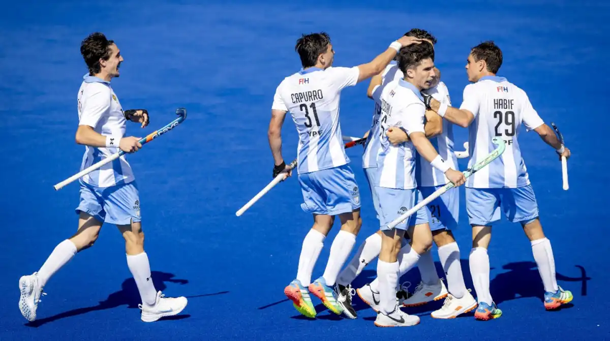 POR LA GLORIA. Los Leones se preparan para afrontar una semifinal mundialista y buscar el pase a la gran final.