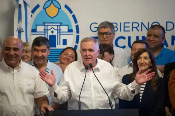 ¿Qué está haciendo Manzur?