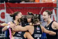 La China Cosentino y Juli Jankunas, campeonas del mundo, a pura emoción tras la victoria de la final