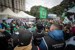 Convenios colectivos: el foco del debate se orientó hacia la mejora del salario mínimo