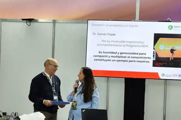 Congreso de Aapresid: Ploper fue distinguido por su trayectoria y aporte a la sanidad vegetal