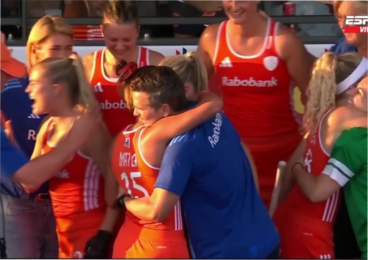 Países Bajos está en una nueva final, superó a Bélgica en un polémico cierre y espera por Las Leonas o Australia.
