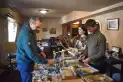 Del duelo al “showroom vintage”: qué pasa con los objetos cuando una familia vacía una casa