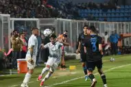 Atlético Tucumán estrenó nueva piel, pero todavía no logra crecer en el Monumental