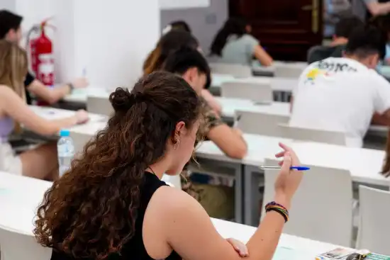 550x367_becas-progresar-faltar-clases-puede-dejarte-sin-beneficio-1151863-123132.webp