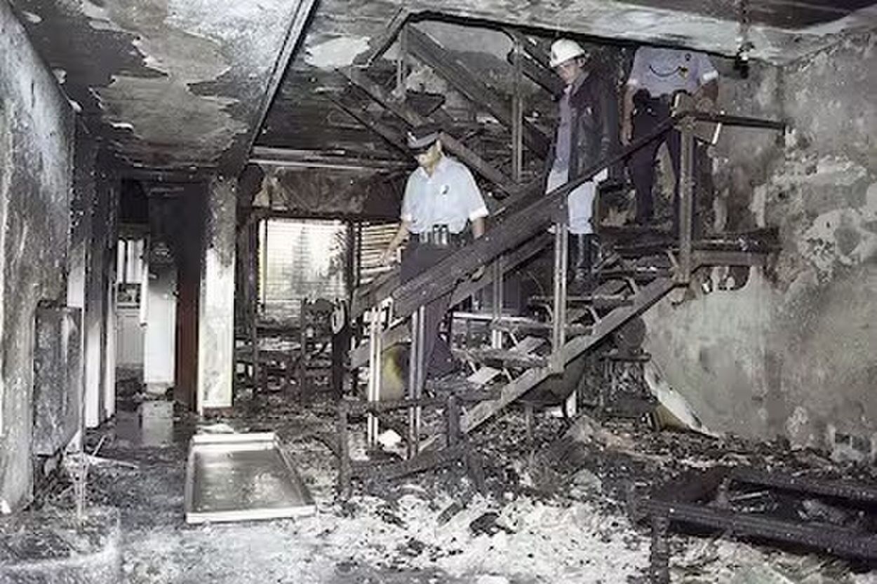 LA MASACRE DE FLORES. Un hombre prendió fuego a la casa de su ex socio, provocando la muerte de cinco personas.