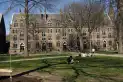 Yale tiene un curso sobre psicología y felicidad: es el más popular de la historia de la universidad