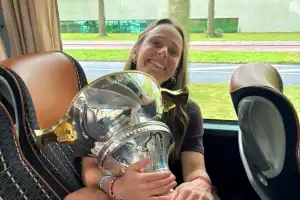“Este equipo merecía todo”: la emoción de Victoria Sauze en el regreso de Las Leonas a la Argentina