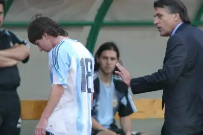 El debut de Lionel Messi en la Selección Argentina: la historia de un estreno que duró apenas 93 segundos