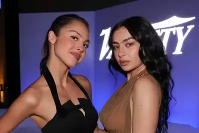 Cuáles son los cuatro ejercicios que recomienda la entrenadora de Hailey Bieber para estar en forma