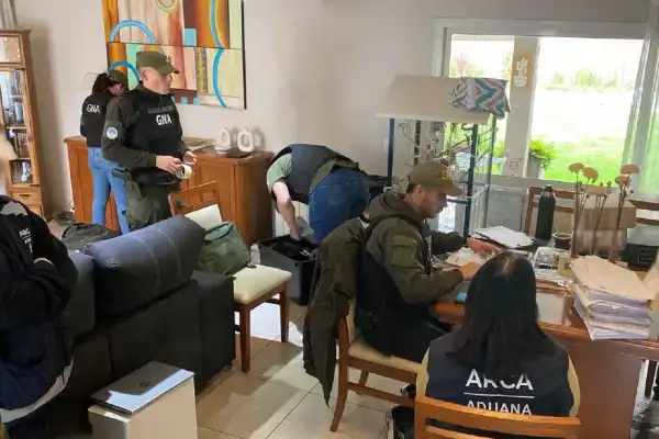 Operación Triángulo: desarticularon una organización criminal dedicada al lavado de activos y el comercio exterior