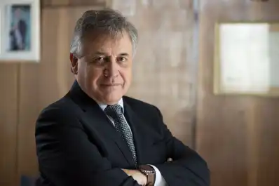 El ex canciller de Uruguay y el director de relaciones internacionales de María Corina Machado, en Tucumán