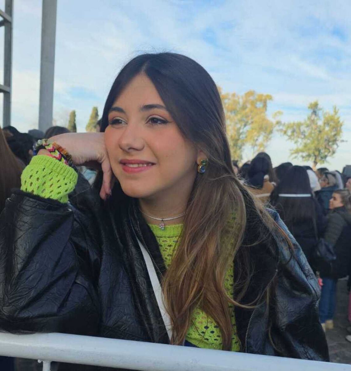 HELENA. La joven tucumana espera por su turno en la primera audición del programa.