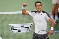Etcheverry y Navone buscan la tercera ronda del US Open