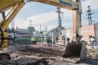 Comenzó la obra del puente elevado que cambiará la conexión entre los barrios y el centro de Tafí Viejo: cómo será