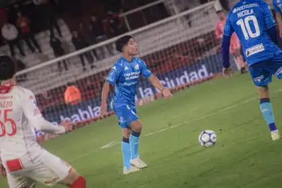 Fue una pieza clave en Atlético Tucumán, perdió terreno con Falcioni y ahora seguirá su carrera en Europa