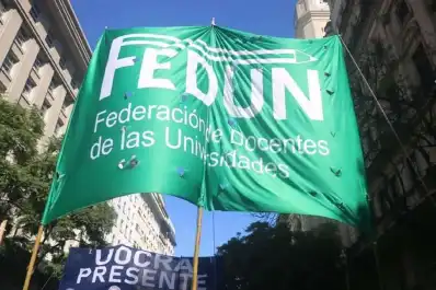 Paro universitario: los docentes reclaman 32% de aumento y preparan una nueva marcha federal